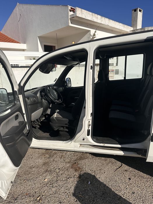 Fiat Doblò 1.3 Multijet 2007, 5 lugares, com estrutura de cama amovível - van — photo 3