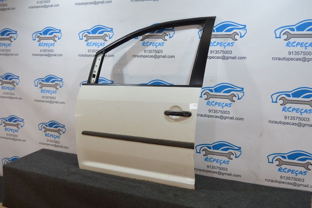 PORTA FRENTE FRONTAL ESQUERDA VW VOLKSWAGEN TOURAN 1T1 1T2 FECHO