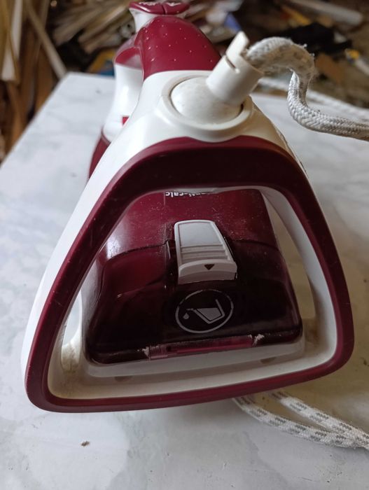 Праска Tefal Ultimate Autoclean 400.