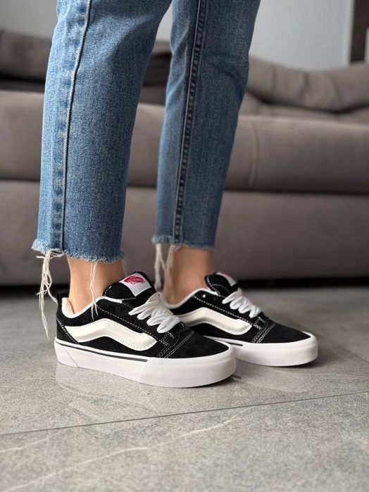 36-45 Vans KNU Skool Black White