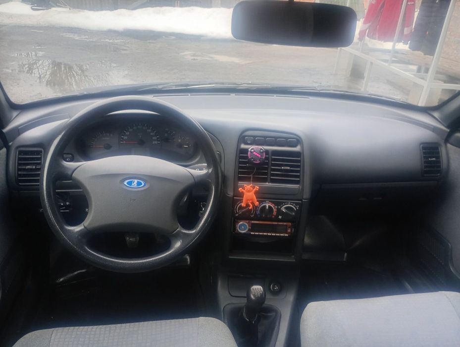 Продам справний автомобіль