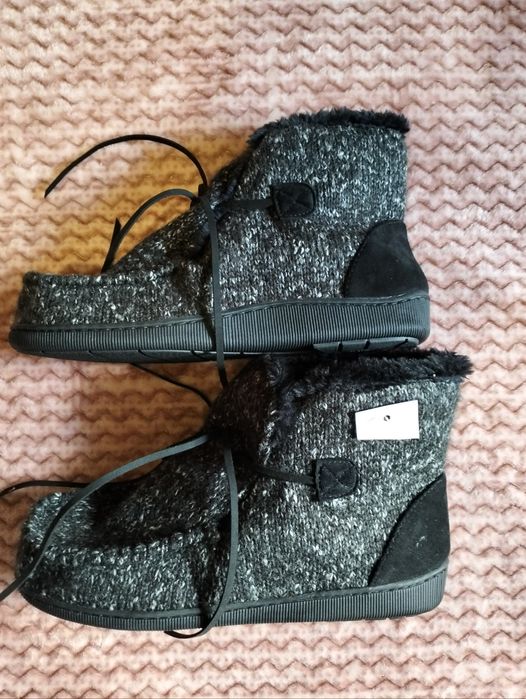 Теплі черевики.Розмір 39-40