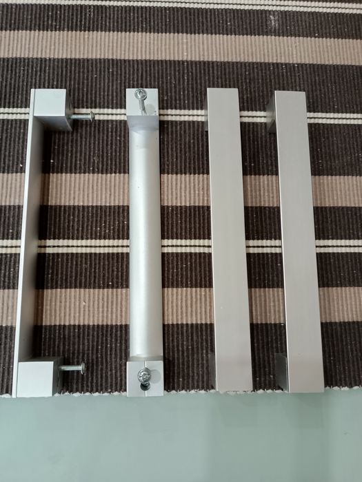 22 Puxadores de móvel de cozinha em alumínio