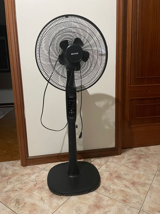 Ventoinha de pe BECKEN