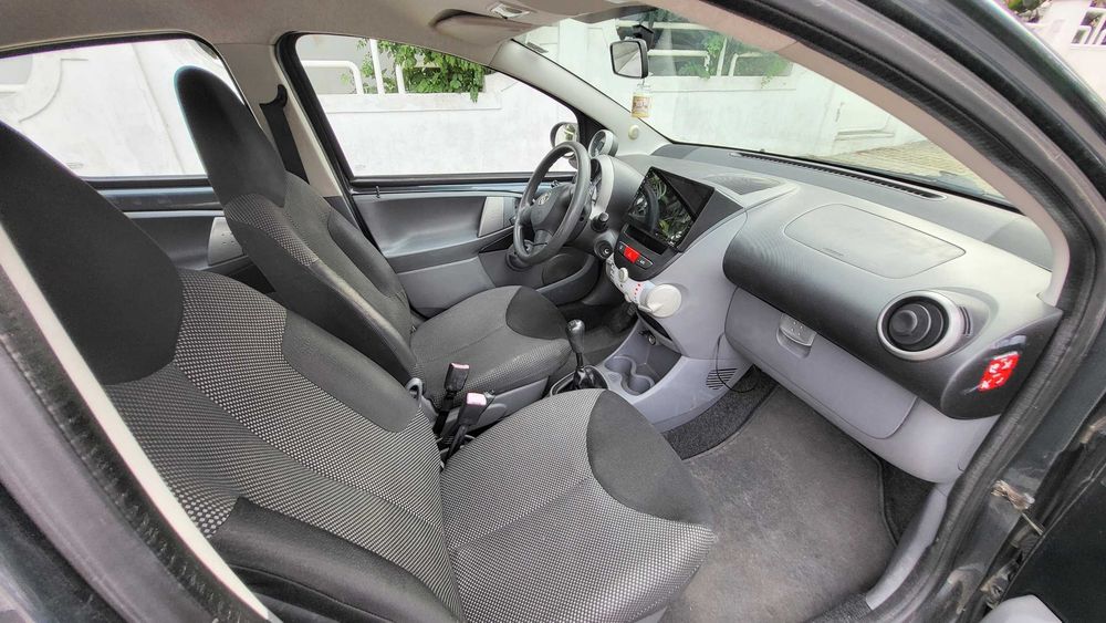 Toyota Aygo 1.0 (68cv) Plus (Luna/Cool)| Nacional | 135 000 km | AC | Android-auto