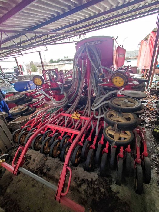 Vaderstad spirit 400S - agregat uprawowo siewny
