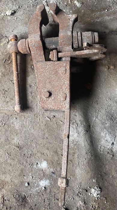 Stare imadło kowalskie