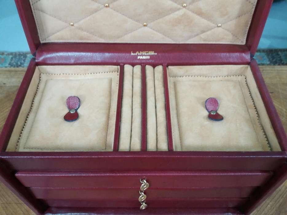 Guarda joias em pele LANCEL