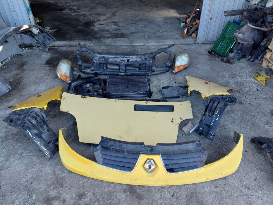 Frente completa renault trafic 2007