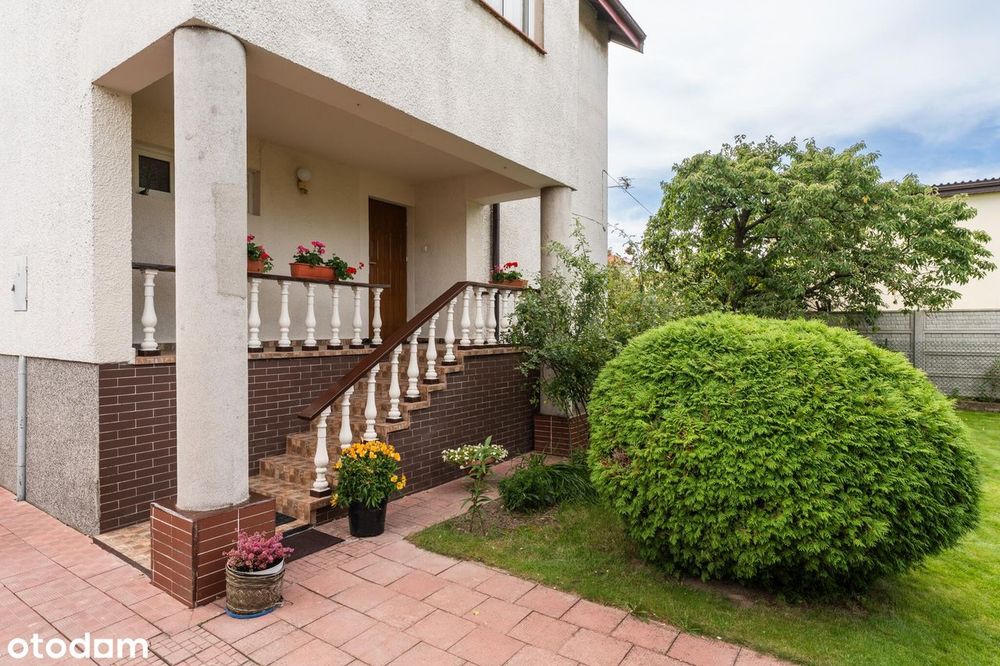Przestronny | Schludny|7pok. 170m2 | + 76m2  Budynek Gospodarczy
