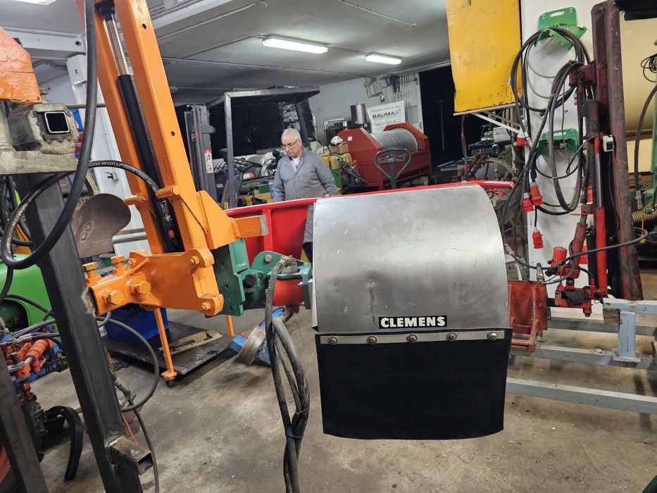 Intercepas Clemens para deservagem