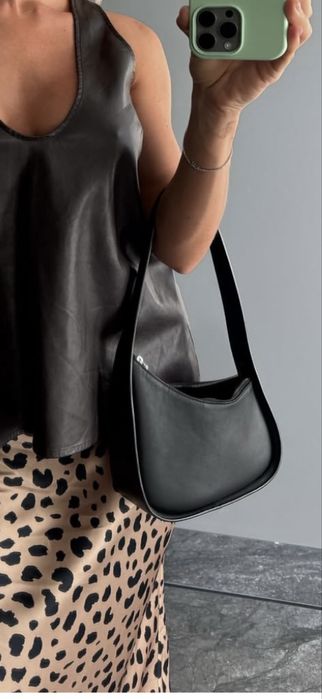 Сумка чорна the row