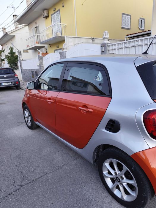 Carro Smart forfour
