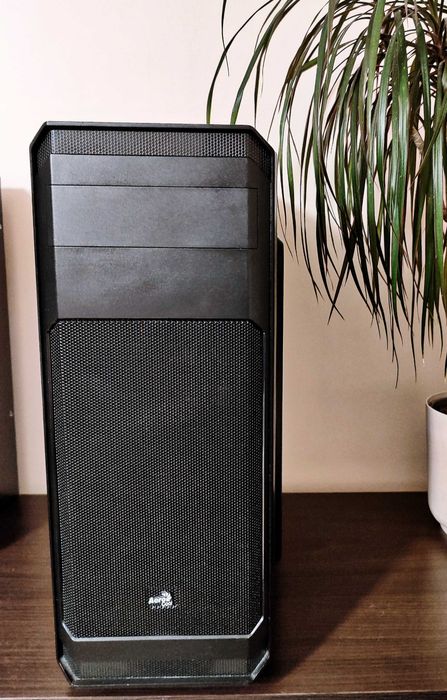 Komputer i5-7500 / 16 GB / GTX 1050 Ti/ SSD+HDD/ WiFi BT/ Monitor LG24