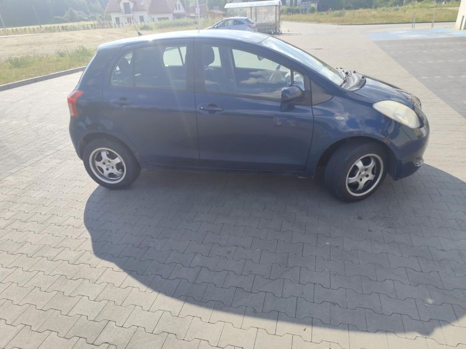 Toyota Yaris 1.0 2007rok