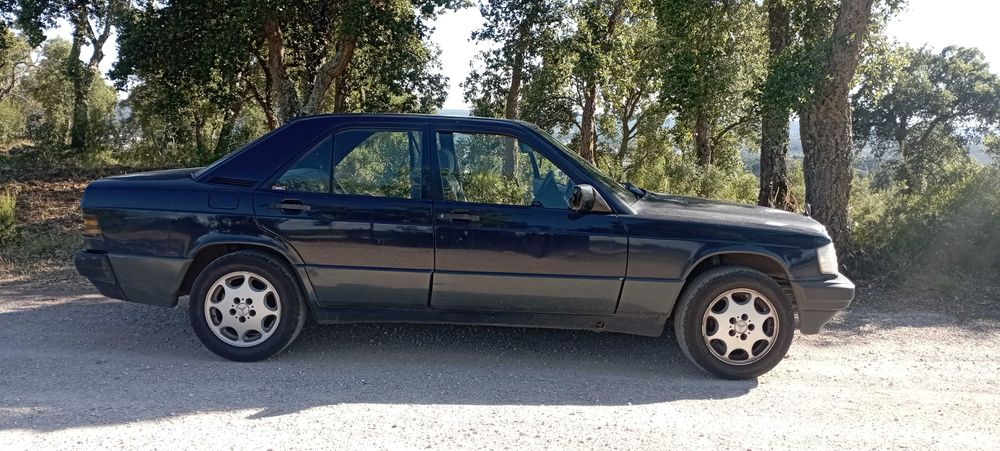 Mercedes 190D
