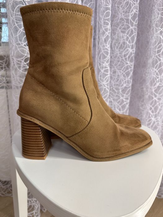 Продам обувь искуст. замша