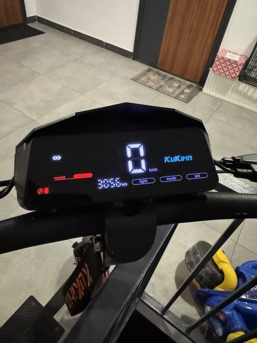 Kukirin g2 електро самокат