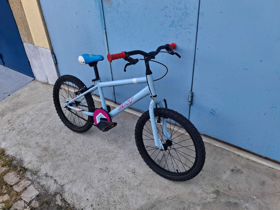 Bicicleta roda 20  para 6 a 10 anos de idade