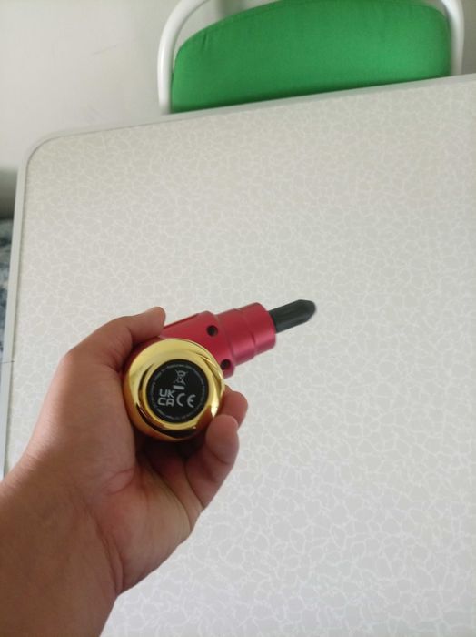 Mini Pistola de Massagem Muscular Profunda / Portátil