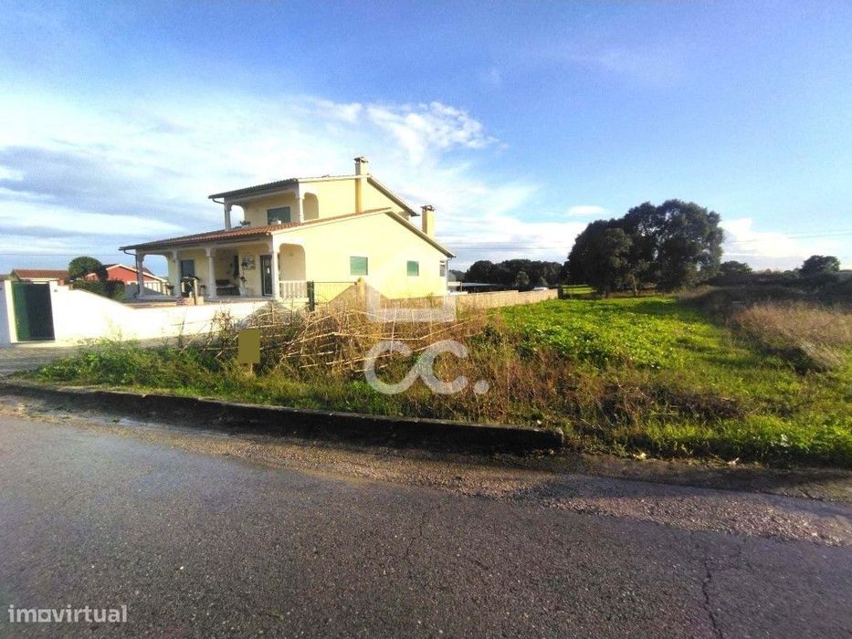 Terreno para construção em Carvide — Monte Real E Carvide, Leiria