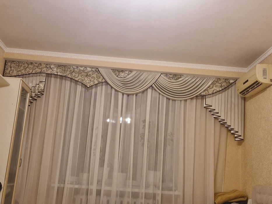 Гардини в кімнату