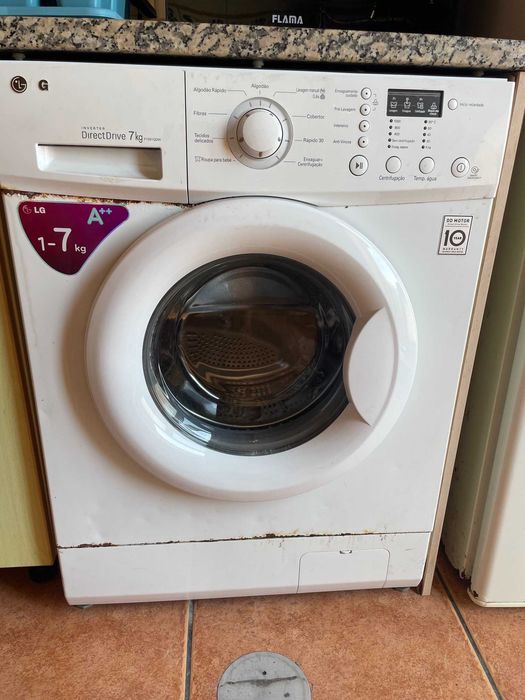 máquina de lavar roupa LG 7 kilos branca
