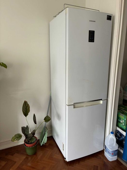 Frigorífico Samsung RB33J3205SA