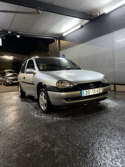 Opel Corsa B 1.5 TD  SPORT —  Estimado • Teto de abrir • Fiável