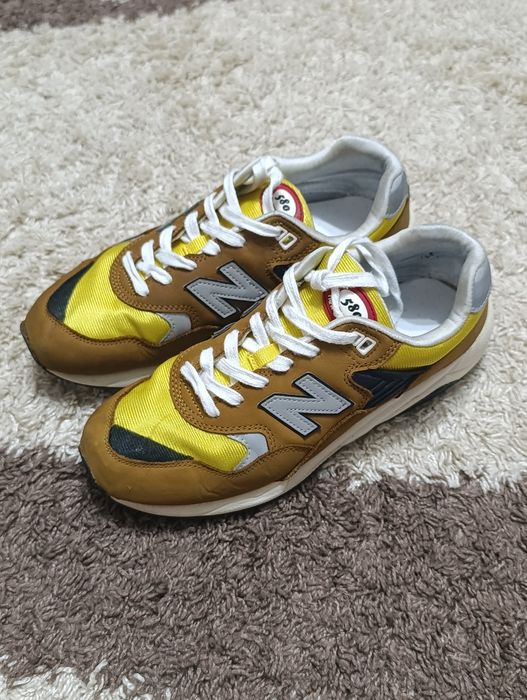 Кросівки (New Balance)
