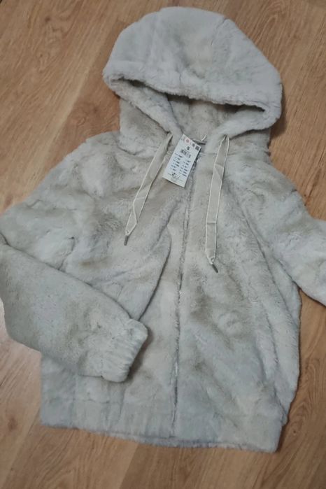 Kurtka futerko cropp