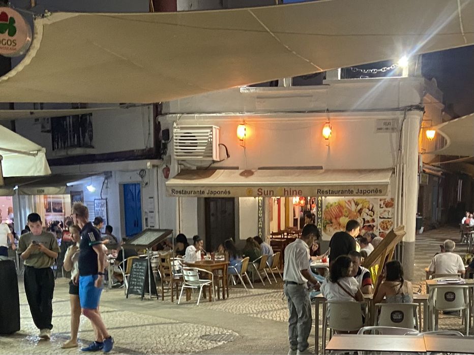 Restaurante em Trespasse/Cedência Centro de Portimão Zona Ribeirinha