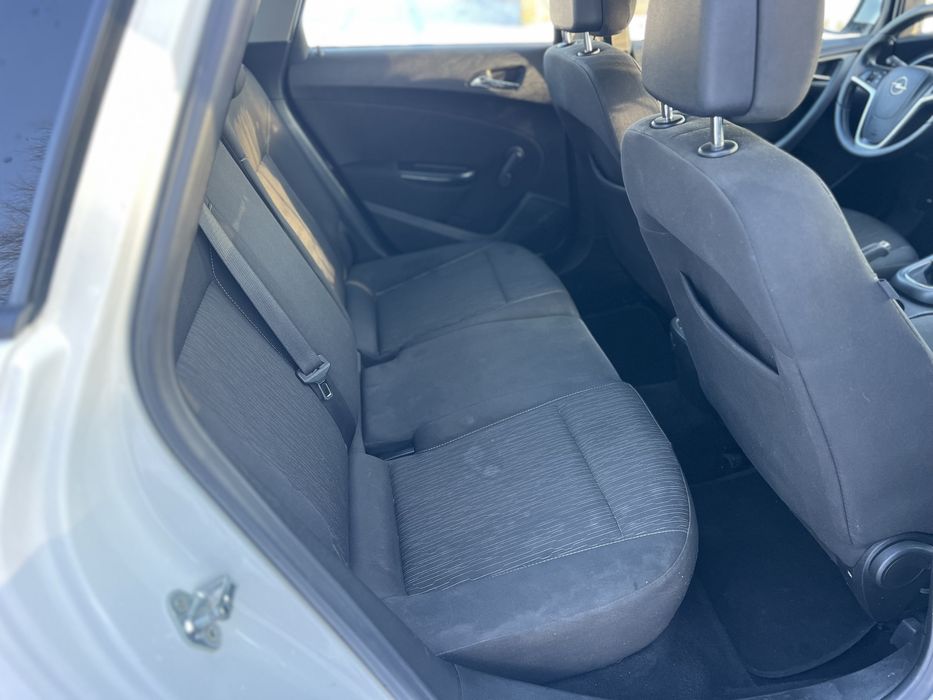 Opel Astra 1.3 cdti  2012 рік