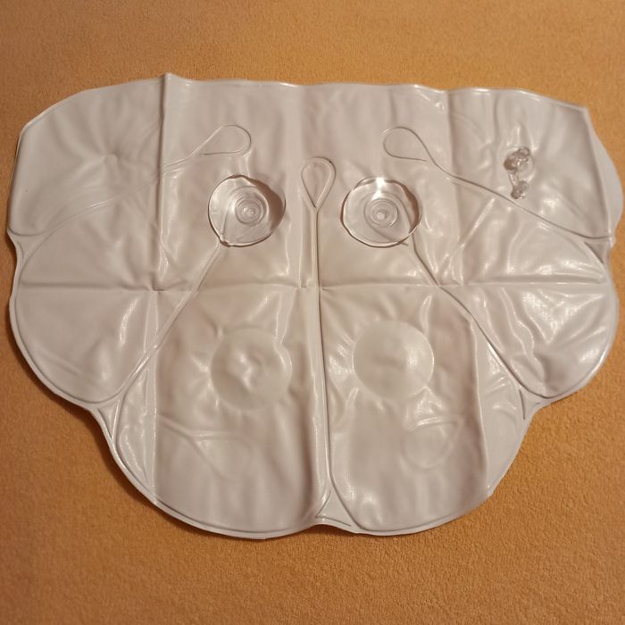 Dmuchana poduszka pod głowę do wanny