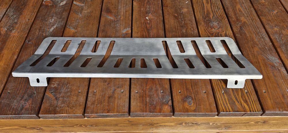 Osłona tłumika suzuki grand vitara 3-drzwi.