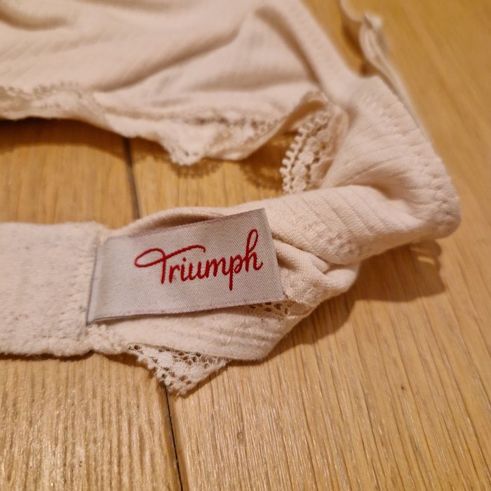 Biustonosz do karmienia Triumph