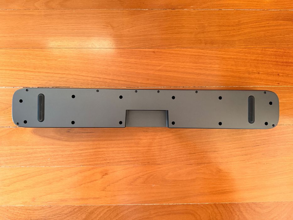 Soundbar JBL Bar 2.0 All-in-One, completa com caixa, suporte de parede e cabos