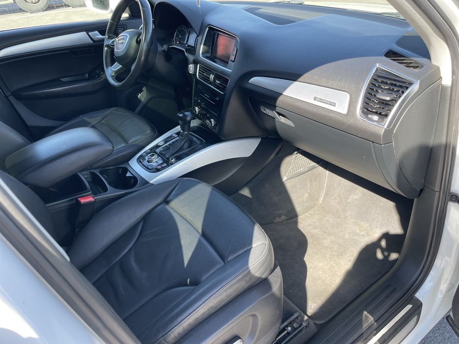 Продам audi q5 2014 quattro premium plus