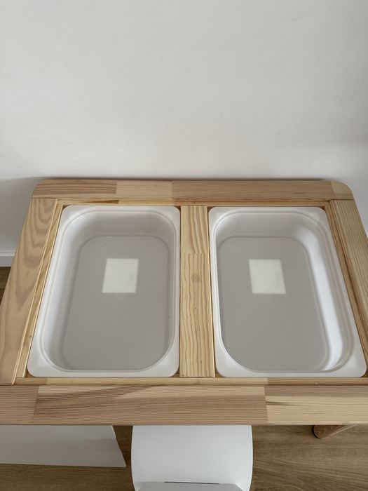 Mesa Ikea FLISAT