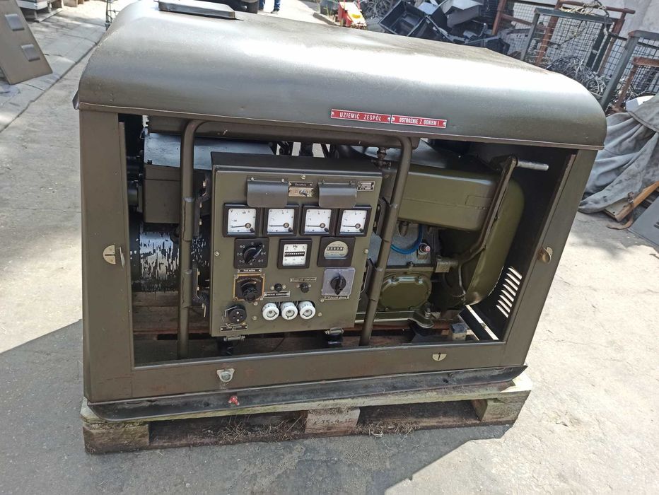 Agregat prądotwórczy PAB 4-230/3x400V wojskowy