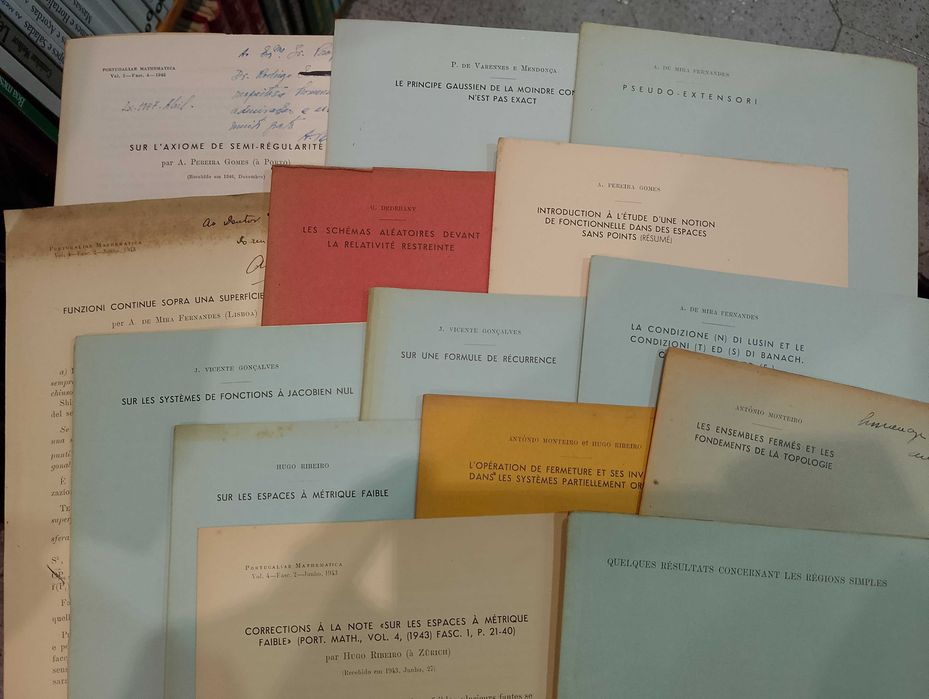 Portugaliae Mathematica 1938/65 - 35 Unidades
