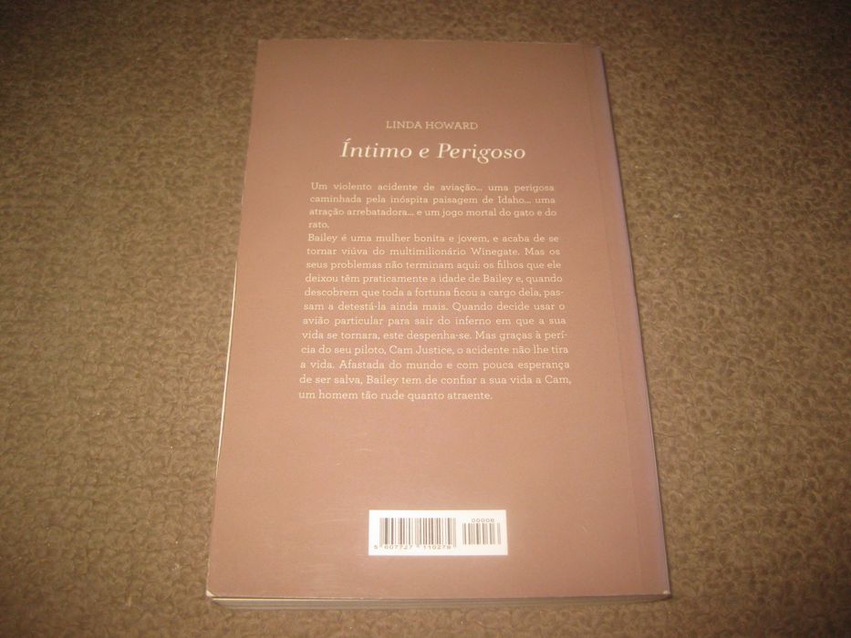 Livro "Íntimo e Perigoso" de Linda Howard