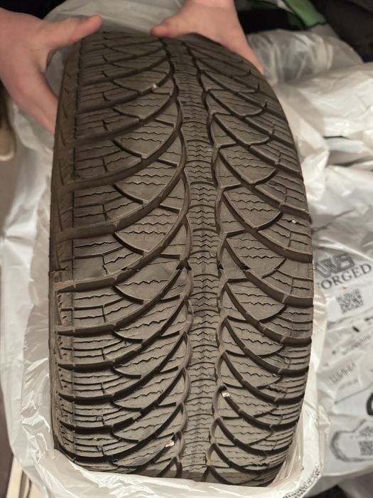 Шини зимові не шиповані