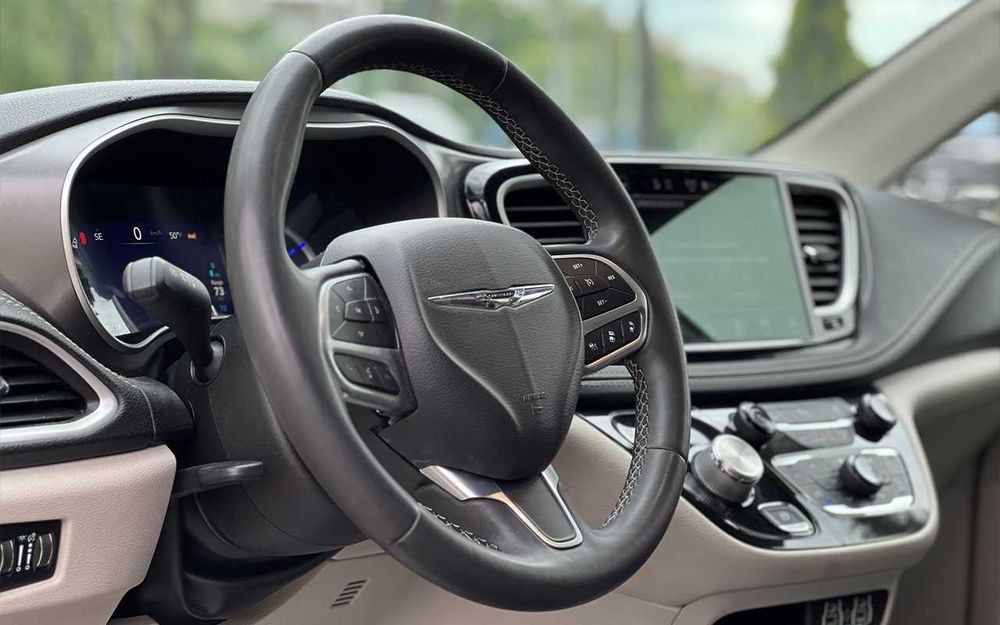 Chrysler Pacifica 2022