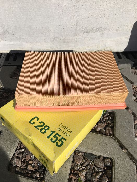 Повітряний фільтр Mann C28155