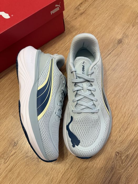 Кросівки оригінальні Puma бігові