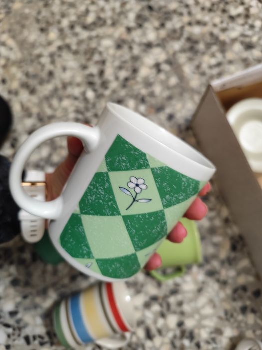 Zestaw 6 kubków ceramicznych