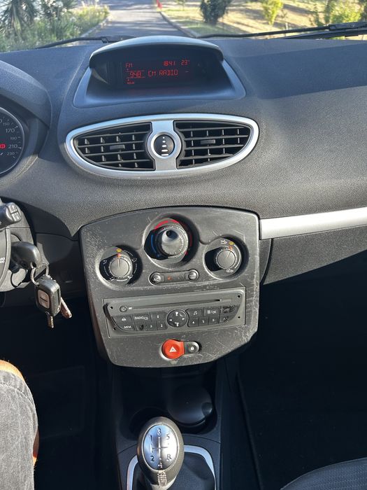 Renault Clio 1.2 16V ( Bom estado )