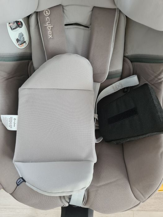 Fotelik samochodowy obrotowy  cybex sirona s i size przodem i tyłem do jazdy 0-18 kg, 45-105 cm