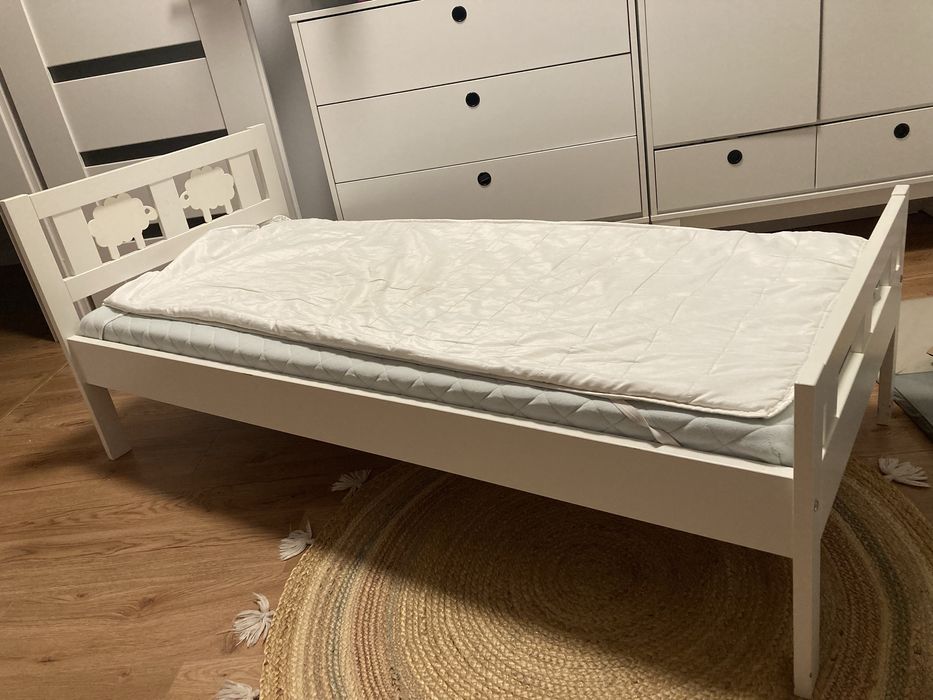 Łóżko dzieciece z materacem i ochraniaczem IKEA